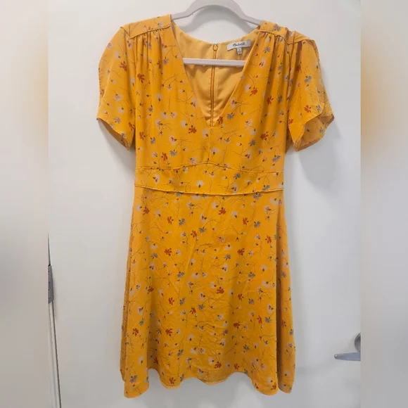 Madewell Silk Belladonna Yellow Floral Dress Size 4 - Picture 2 of 13